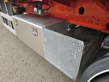 Pacton 2 X STEERING AXLE / LIFT AXLE / HIAB ROLLER CRANE